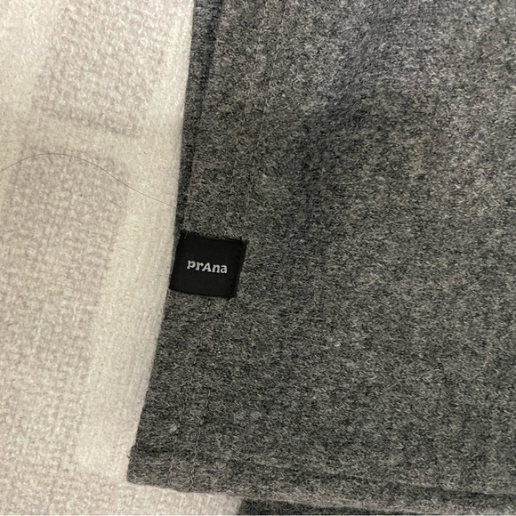 PrAna Men's Quarter Zip Wool Pullover - Picture 4 of 6